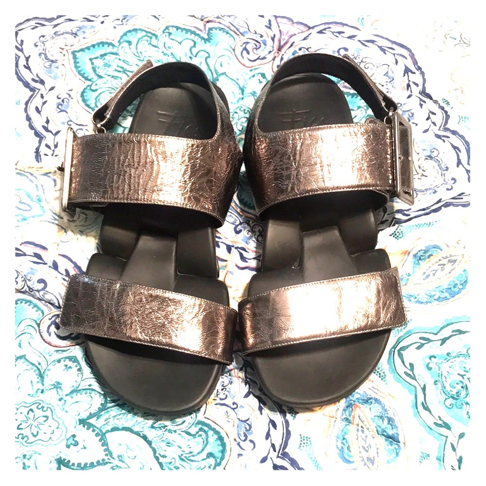 Figs sandals